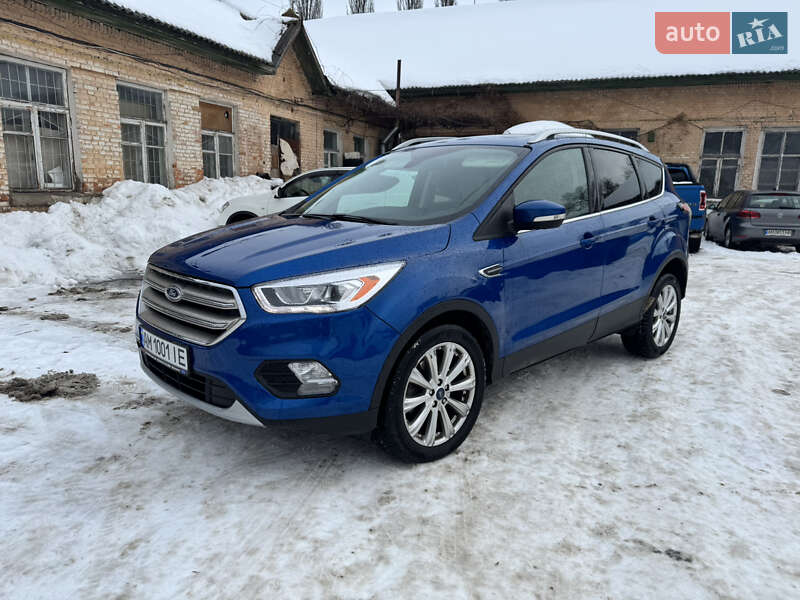 Внедорожник / Кроссовер Ford Escape 2017 в Житомире