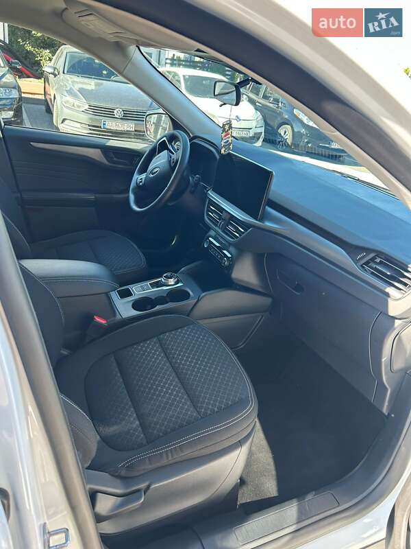 Внедорожник / Кроссовер Ford Escape 2024 в Киеве