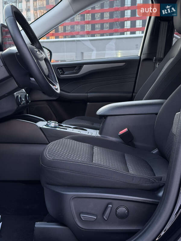 Позашляховик / Кросовер Ford Escape 2023 в Києві