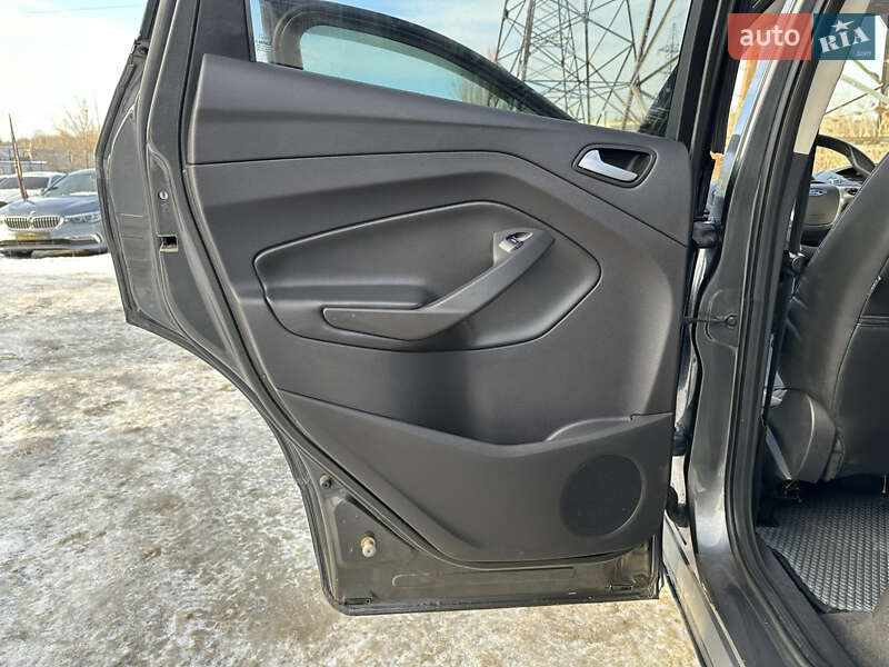 Позашляховик / Кросовер Ford Escape 2015 в Харкові фото 17 Позашляховик / Кросовер Ford Escape 2015 в Харкові