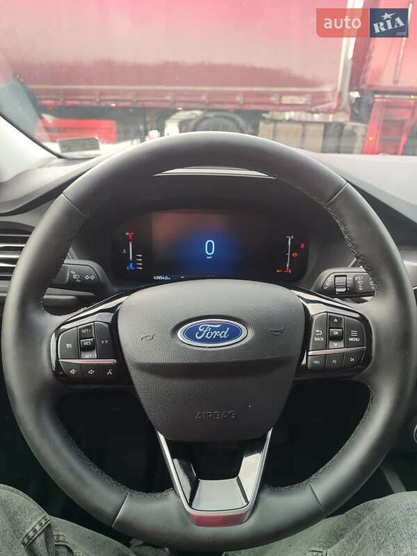 Внедорожник / Кроссовер Ford Escape 2023 в Галиче