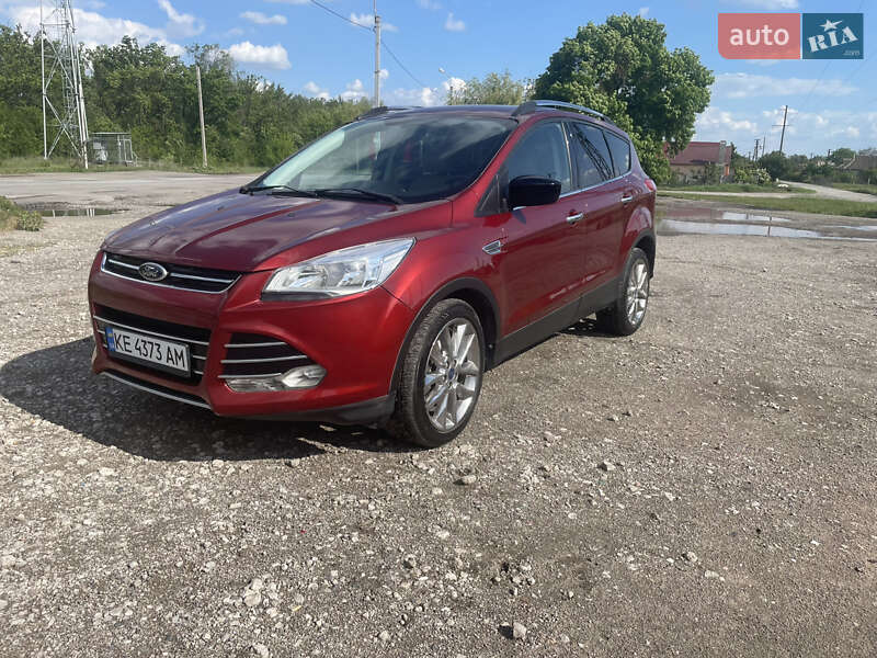 Внедорожник / Кроссовер Ford Escape 2015 в Кривом Роге