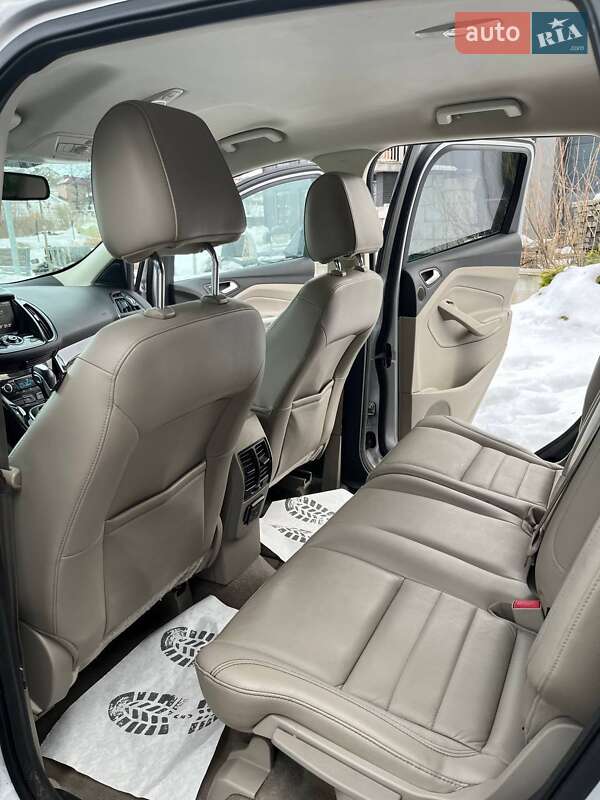 Внедорожник / Кроссовер Ford Escape 2014 в Львове