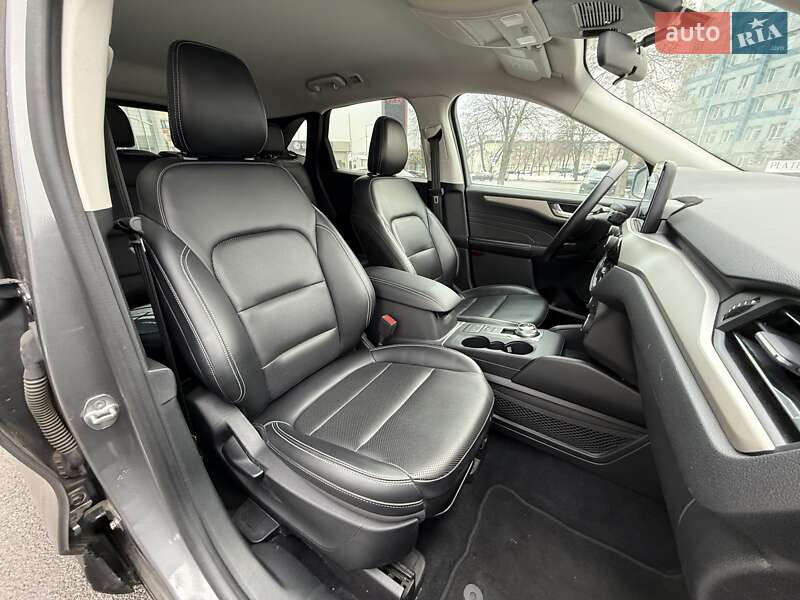 Позашляховик / Кросовер Ford Escape 2021 в Києві фото 14 Позашляховик / Кросовер Ford Escape 2021 в Києві
