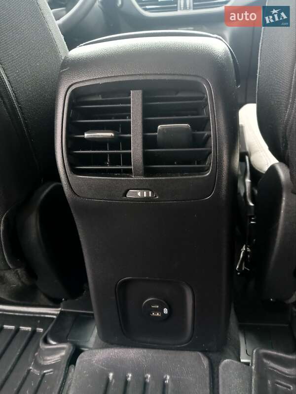 Внедорожник / Кроссовер Ford Escape 2022 в Киеве