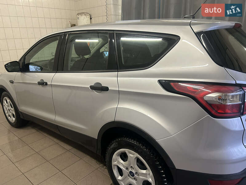 Внедорожник / Кроссовер Ford Escape 2018 в Ровно фото 8 Внедорожник / Кроссовер Ford Escape 2018 в Ровно