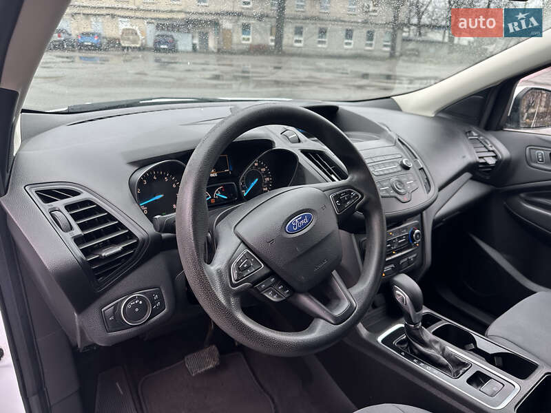 Позашляховик / Кросовер Ford Escape 2019 в Кременчуці фото 20 Позашляховик / Кросовер Ford Escape 2019 в Кременчуці