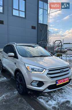 Позашляховик / Кросовер Ford Escape 2017 в Львові