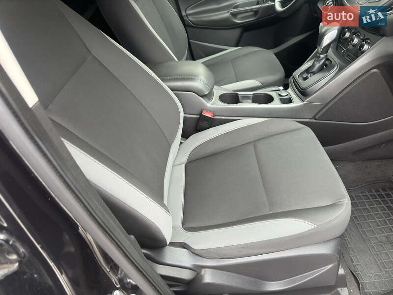 Внедорожник / Кроссовер Ford Escape 2013 в Киеве