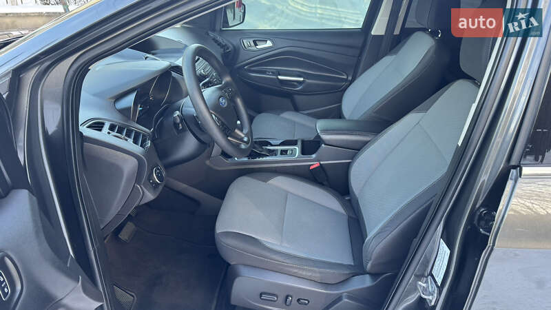 Позашляховик / Кросовер Ford Escape 2017 в Дубні фото 11 Позашляховик / Кросовер Ford Escape 2017 в Дубні
