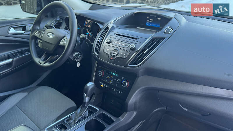 Позашляховик / Кросовер Ford Escape 2017 в Дубні фото 31 Позашляховик / Кросовер Ford Escape 2017 в Дубні