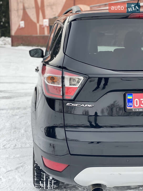Внедорожник / Кроссовер Ford Escape 2017 в Бурштыне фото 25 Внедорожник / Кроссовер Ford Escape 2017 в Бурштыне