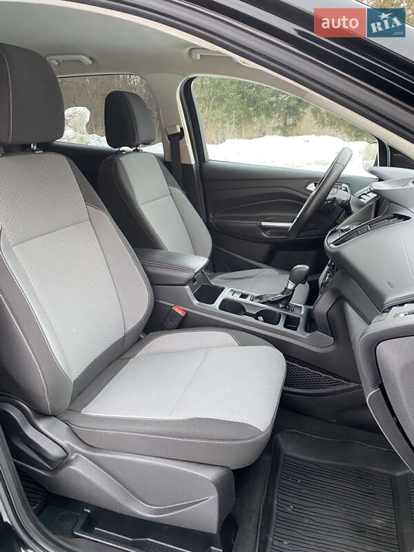 Внедорожник / Кроссовер Ford Escape 2017 в Бурштыне фото 29 Внедорожник / Кроссовер Ford Escape 2017 в Бурштыне