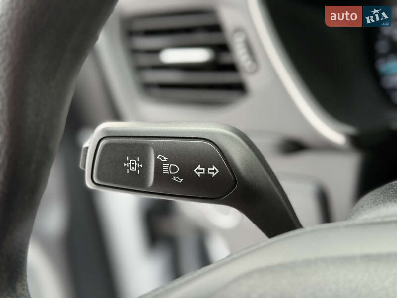 Позашляховик / Кросовер Ford Escape 2020 в Львові