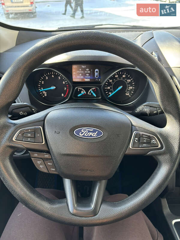 Внедорожник / Кроссовер Ford Escape 2019 в Нежине