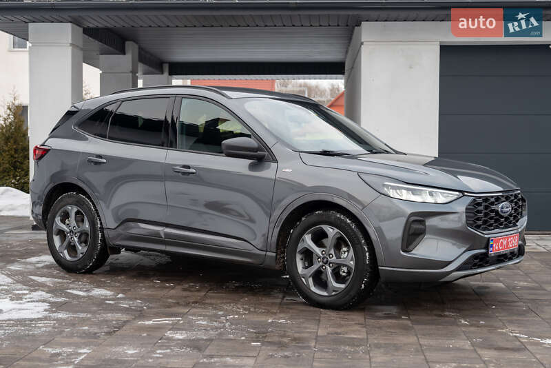 Внедорожник / Кроссовер Ford Escape 2023 в Ивано-Франковске