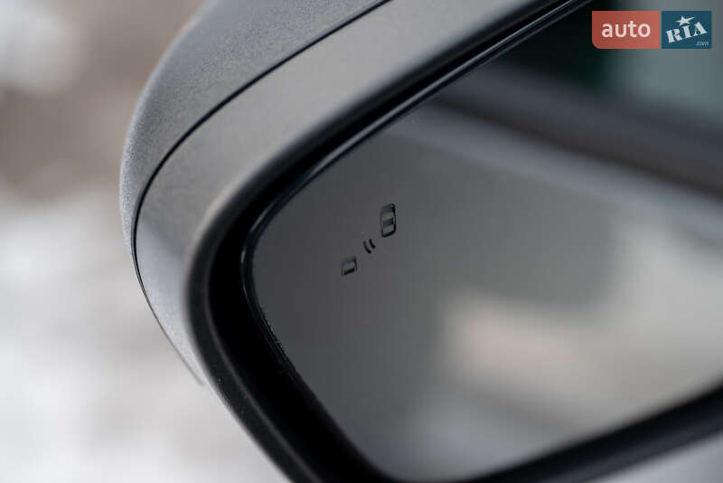 Внедорожник / Кроссовер Ford Escape 2023 в Ивано-Франковске