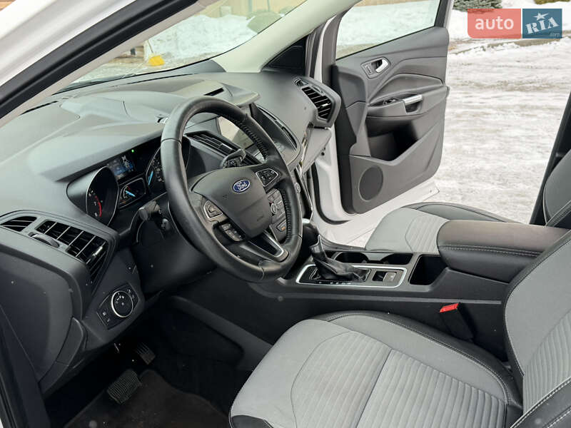 Позашляховик / Кросовер Ford Escape 2018 в Дрогобичі фото 30 Позашляховик / Кросовер Ford Escape 2018 в Дрогобичі