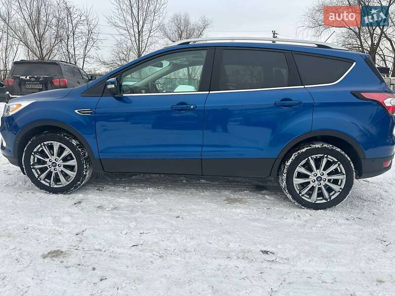 Внедорожник / Кроссовер Ford Escape 2018 в Киеве фото 7 Внедорожник / Кроссовер Ford Escape 2018 в Киеве