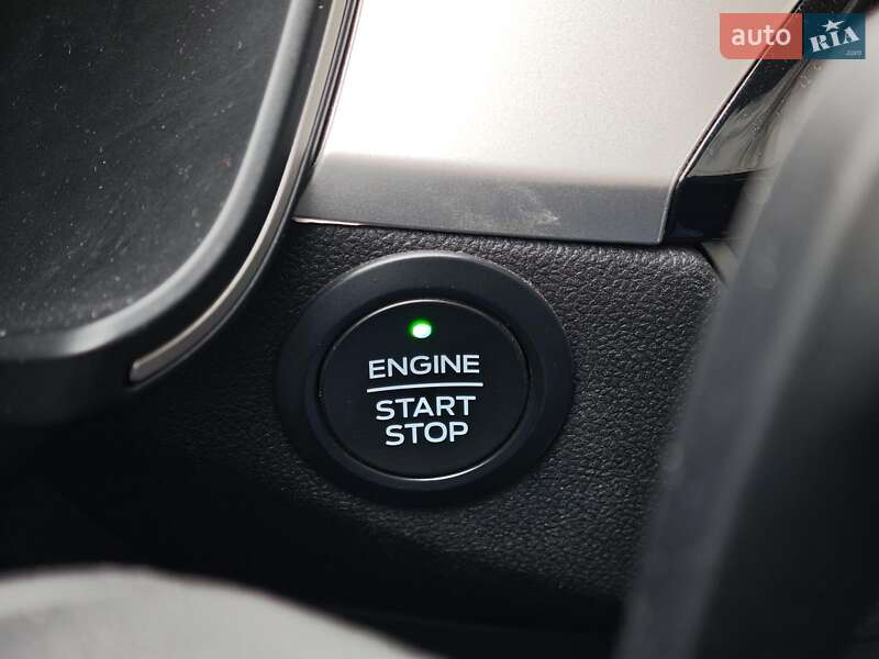 Позашляховик / Кросовер Ford Escape 2020 в Харкові фото 33 Позашляховик / Кросовер Ford Escape 2020 в Харкові