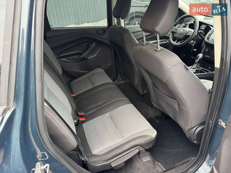 Позашляховик / Кросовер Ford Escape 2019 в Дніпрі