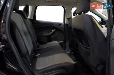Позашляховик / Кросовер Ford Escape 2019 в Львові