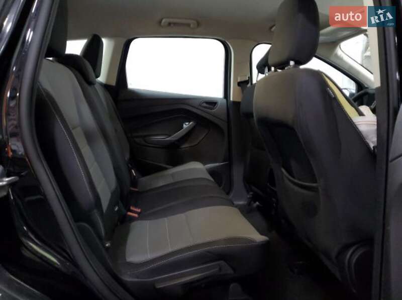 Внедорожник / Кроссовер Ford Escape 2019 в Львове