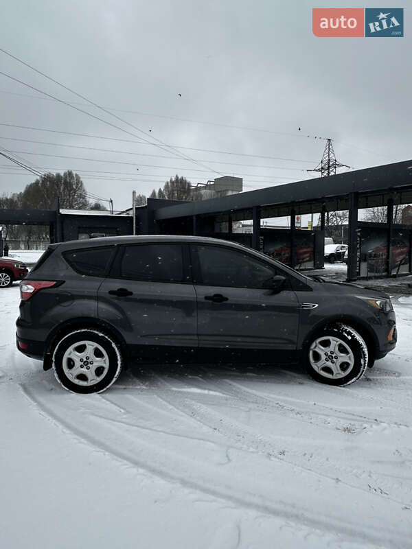 Позашляховик / Кросовер Ford Escape 2018 в Львові
