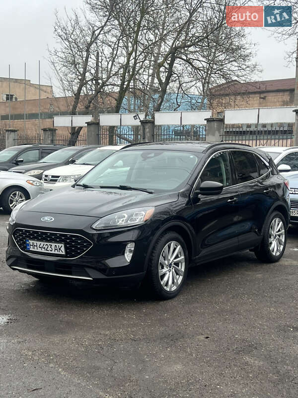 Внедорожник / Кроссовер Ford Escape 2021 в Одессе