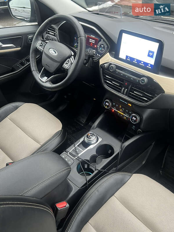 Внедорожник / Кроссовер Ford Escape 2021 в Одессе