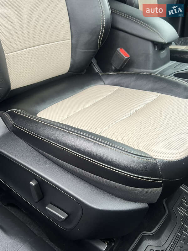 Внедорожник / Кроссовер Ford Escape 2021 в Одессе