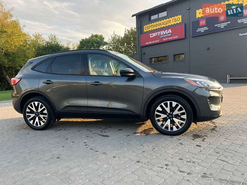 Позашляховик / Кросовер Ford Escape 2019 в Тернополі фото 5 Позашляховик / Кросовер Ford Escape 2019 в Тернополі
