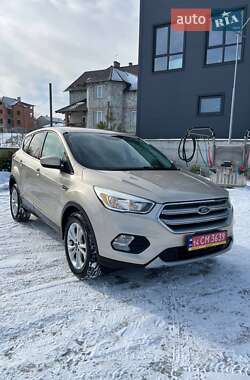Позашляховик / Кросовер Ford Escape 2017 в Львові