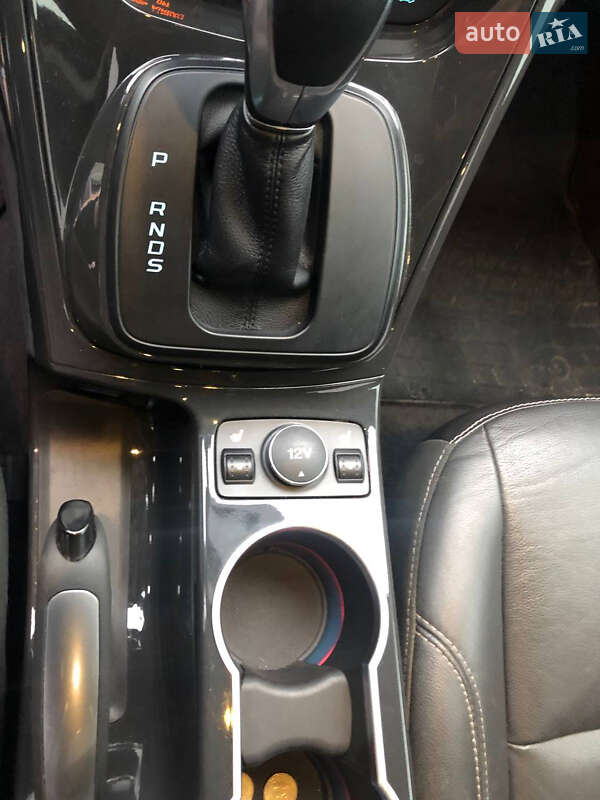 Позашляховик / Кросовер Ford Escape 2015 в Миколаєві фото 6 Позашляховик / Кросовер Ford Escape 2015 в Миколаєві