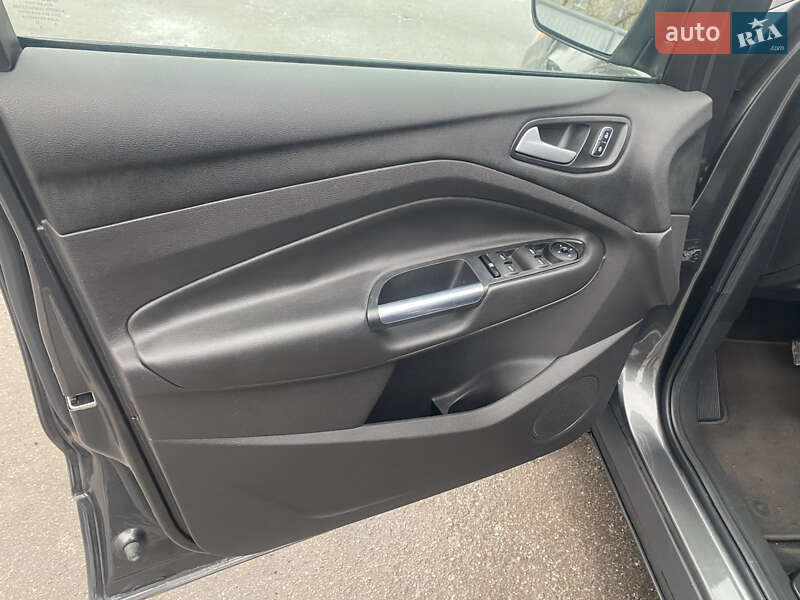 Внедорожник / Кроссовер Ford Escape 2015 в Жмеринке