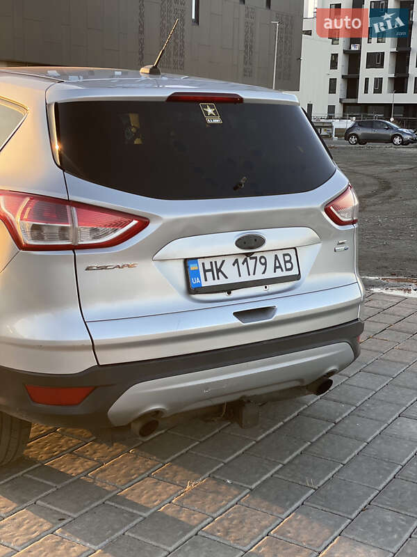 Внедорожник / Кроссовер Ford Escape 2014 в Ровно