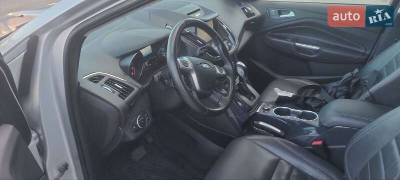 Внедорожник / Кроссовер Ford Escape 2015 в Гореничах фото 10 Внедорожник / Кроссовер Ford Escape 2015 в Гореничах