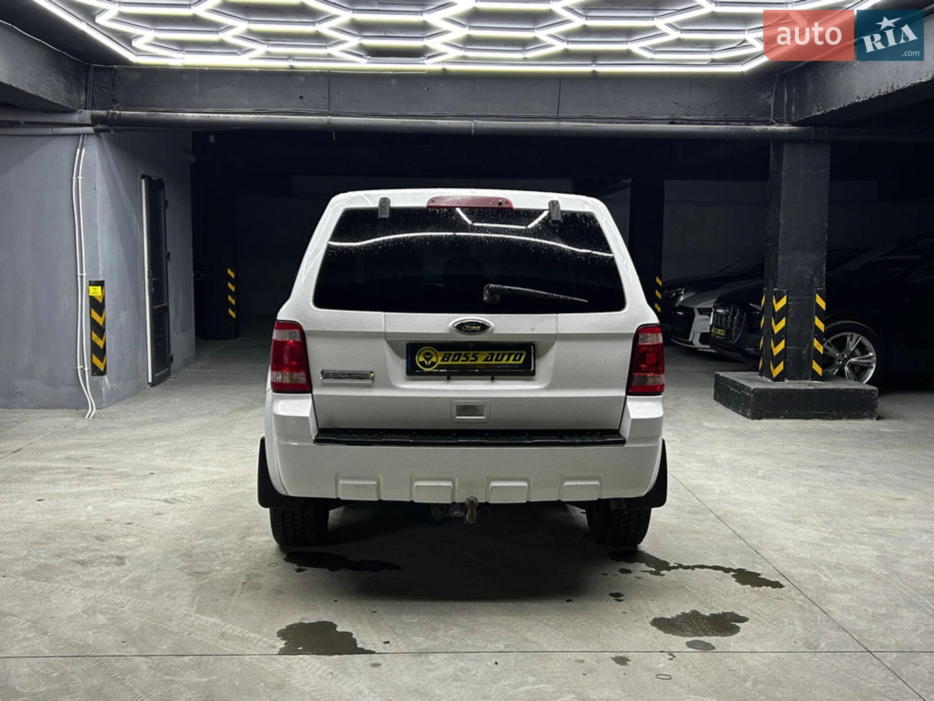 2010 Ford Escape - мініатюра 8