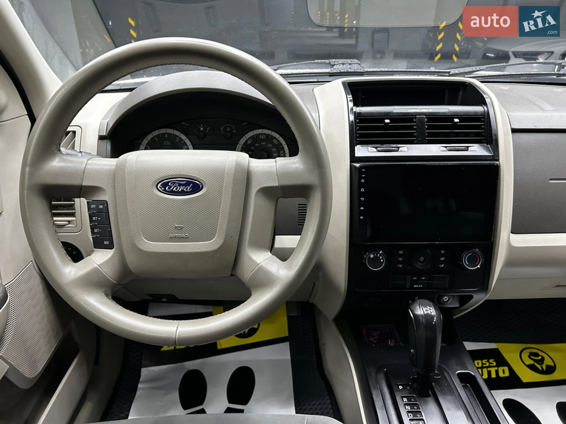 2010 Ford Escape - мініатюра 16