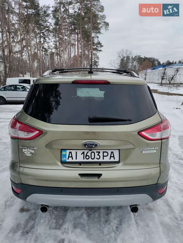 Внедорожник / Кроссовер Ford Escape 2012 в Чернигове