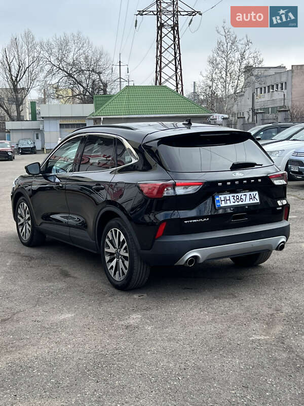 Внедорожник / Кроссовер Ford Escape 2020 в Одессе