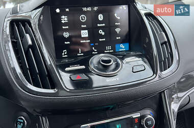 Внедорожник / Кроссовер Ford Escape 2016 в Трускавце