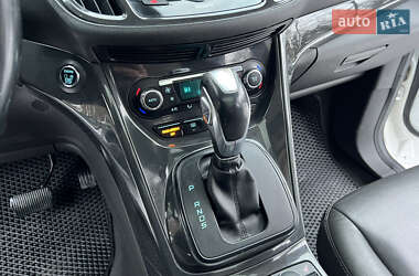 Внедорожник / Кроссовер Ford Escape 2016 в Трускавце