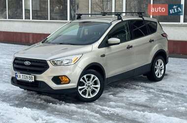 Позашляховик / Кросовер Ford Escape 2017 в Києві