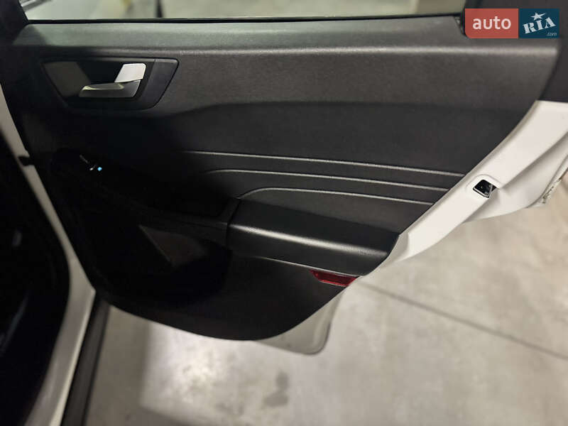 Позашляховик / Кросовер Ford Escape 2021 в Одесі