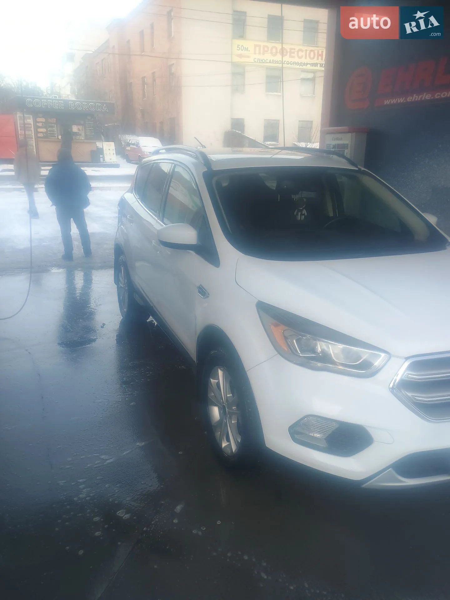 2017 Ford Escape - мініатюра 2