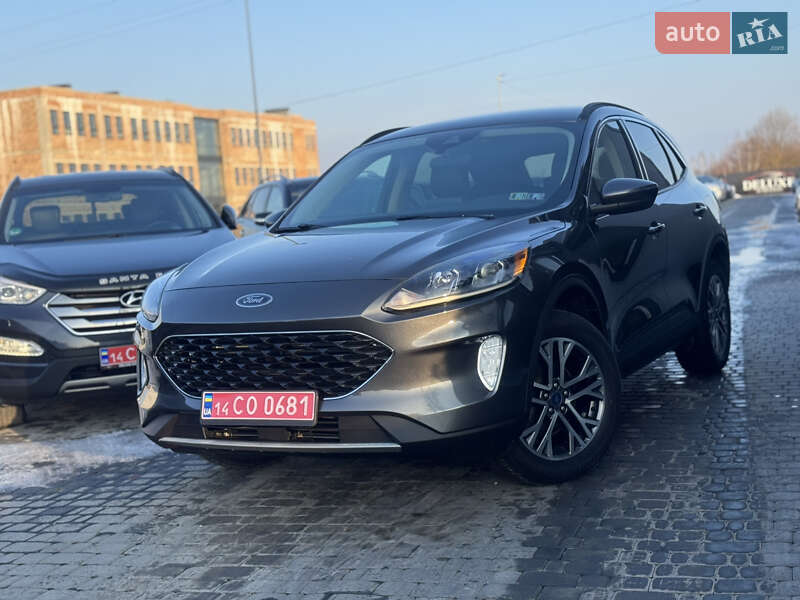 Внедорожник / Кроссовер Ford Escape 2020 в Ивано-Франковске