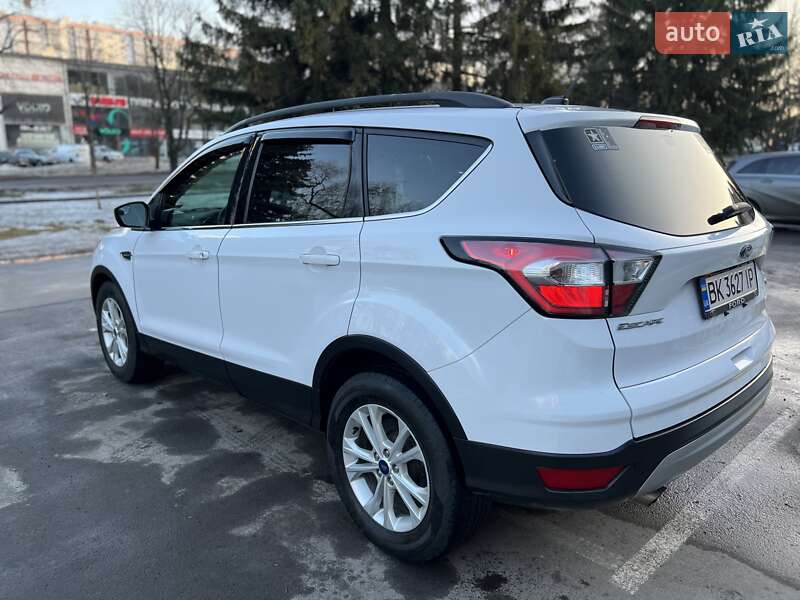 Внедорожник / Кроссовер Ford Escape 2018 в Ровно