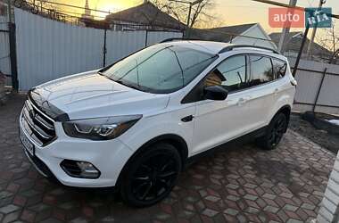 Внедорожник / Кроссовер Ford Escape 2017 в Подольске