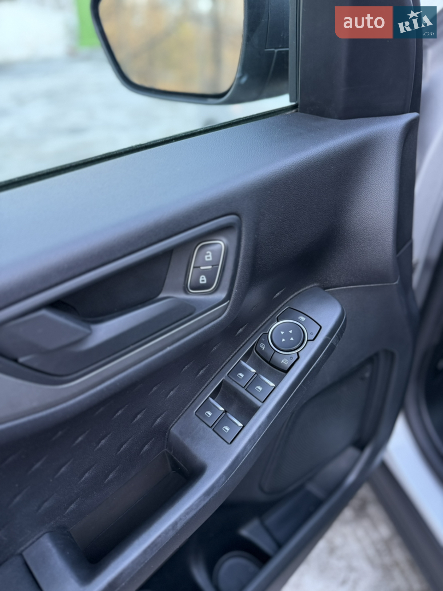 2020 Ford Escape - мініатюра 10